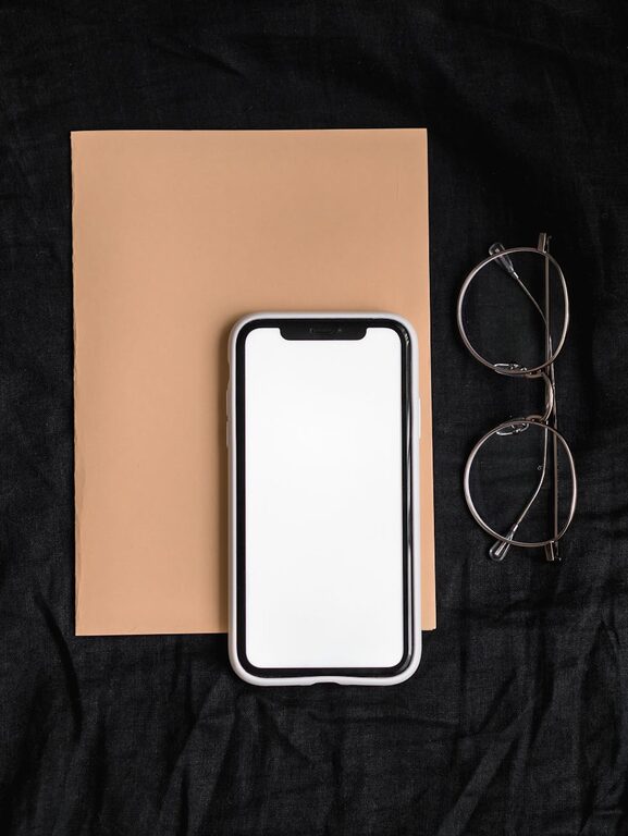 How to Protect Your Eyes During Screen Time